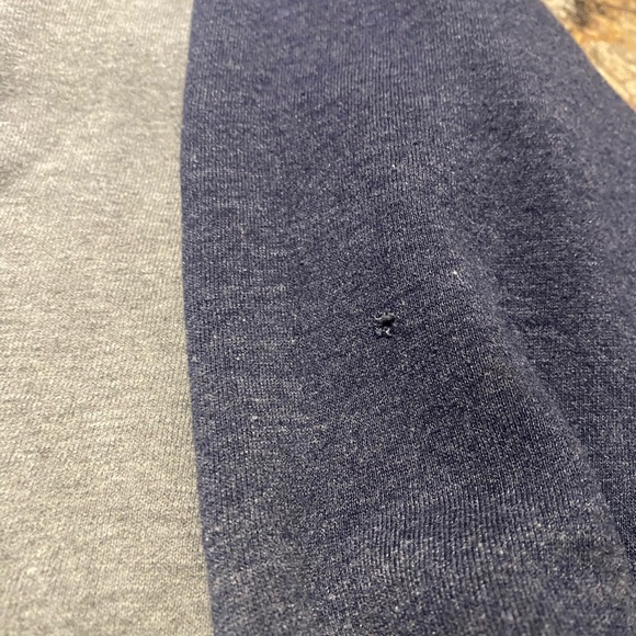 Rogue “don’t weaken” hoodie - Picture 4 of 4